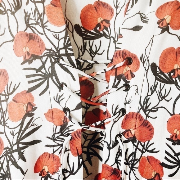 Delfi Collective Midi Dress - Picture 7 of 14